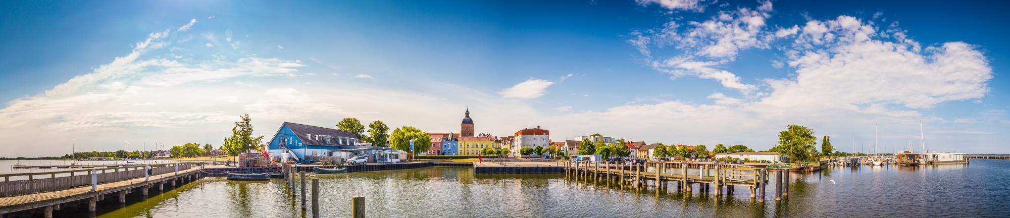 Hausboote mieten im Stadthafen Ribnitz-Damgarten - Ostsee